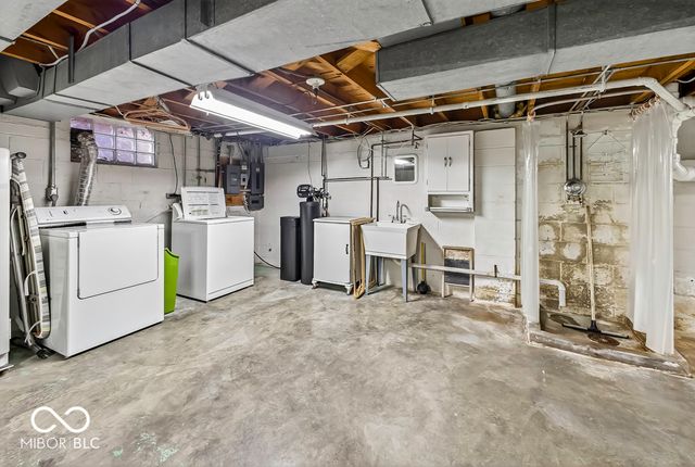 1730 Tulip Drive, Homecroft, IN 46227