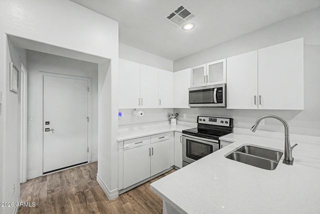 2344 E HIDALGO Avenue, Phoenix, AZ 85040