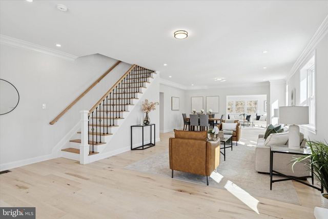 4979 PAPA BLVD, Edgemont, PA 19028