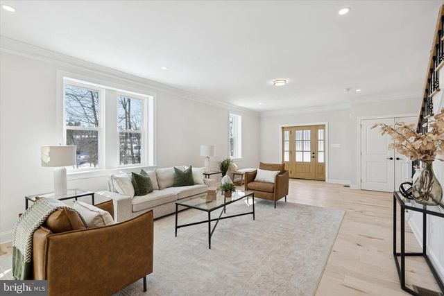 4979 PAPA BLVD, Edgemont, PA 19028