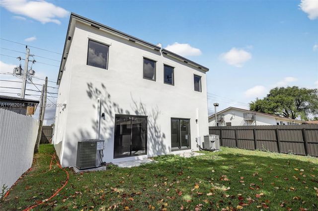 4311 NW 32nd Ave, Miami, FL 33142