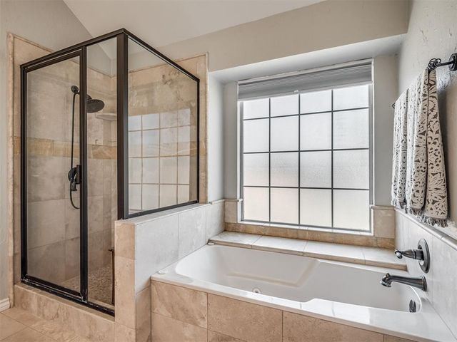 2908 Overland Way, Edmond, OK 73012