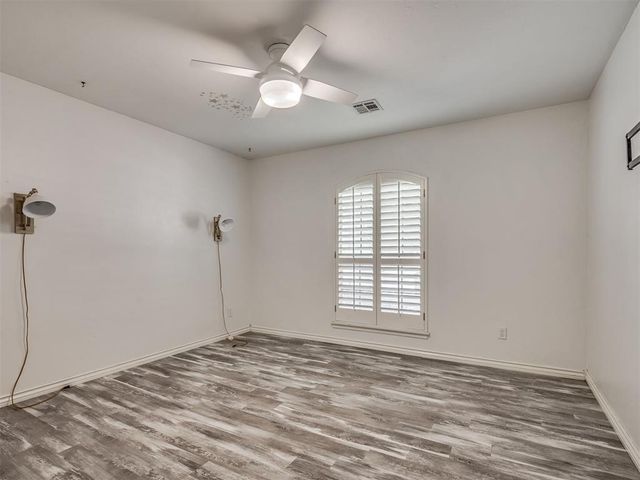 2908 Overland Way, Edmond, OK 73012