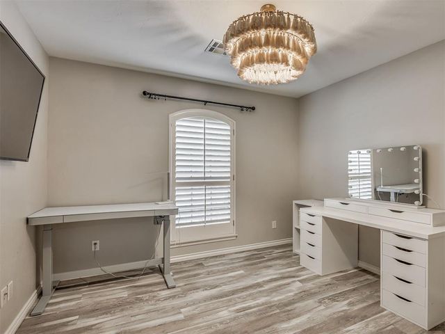 2908 Overland Way, Edmond, OK 73012