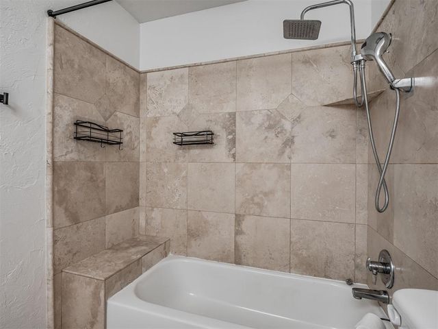 2908 Overland Way, Edmond, OK 73012