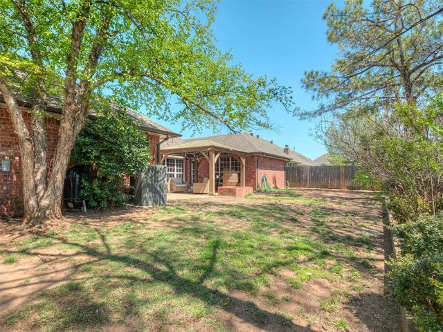 2908 Overland Way, Edmond, OK 73012