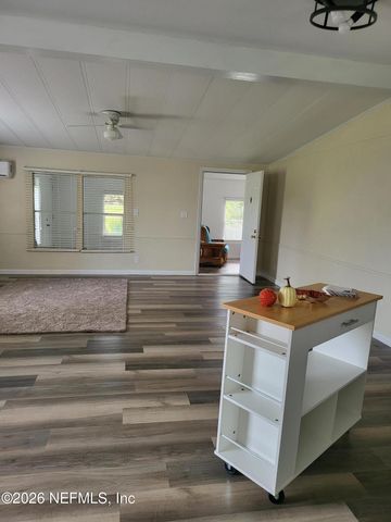 152 ALLIGATOR Circle, Crescent City, FL 32112