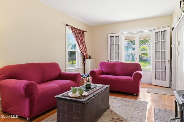 775 Central Parkway, Schenectady, NY 12309