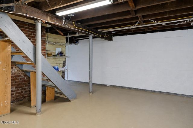 775 Central Parkway, Schenectady, NY 12309