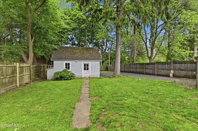 775 Central Parkway, Schenectady, NY 12309