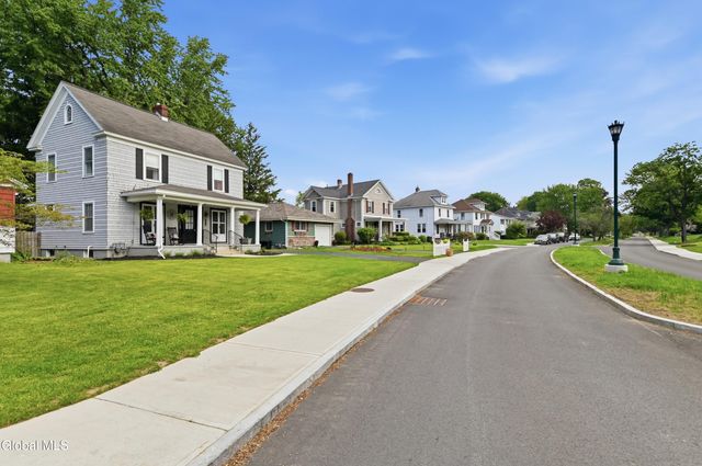 775 Central Parkway, Schenectady, NY 12309