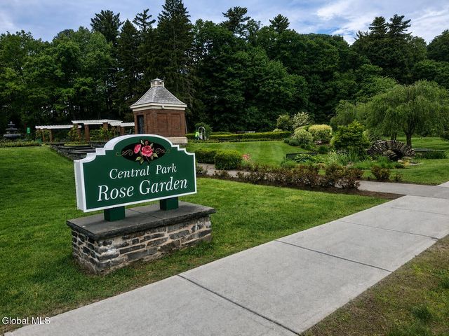775 Central Parkway, Schenectady, NY 12309