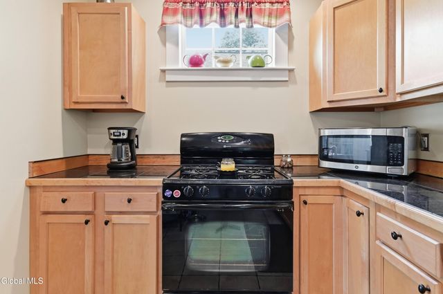 775 Central Parkway, Schenectady, NY 12309