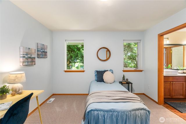16104 Bay Ridge Drive NW, Poulsbo, WA 98370