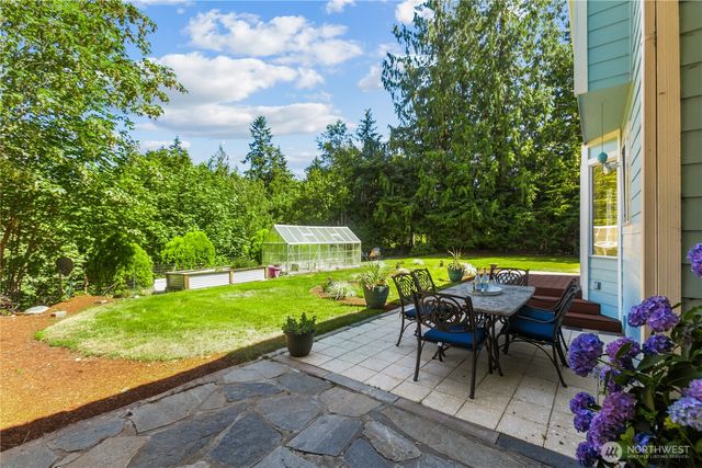 16104 Bay Ridge Drive NW, Poulsbo, WA 98370