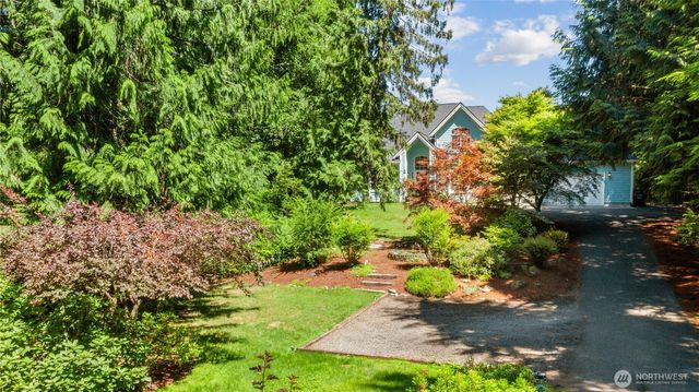 16104 Bay Ridge Drive NW, Poulsbo, WA 98370