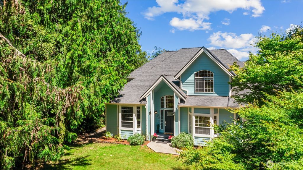 16104 Bay Ridge Drive NW, Poulsbo, WA 98370