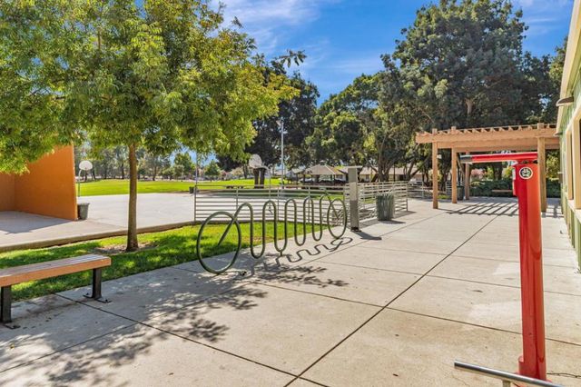 7759 Murray Avenue, Gilroy, CA 95020