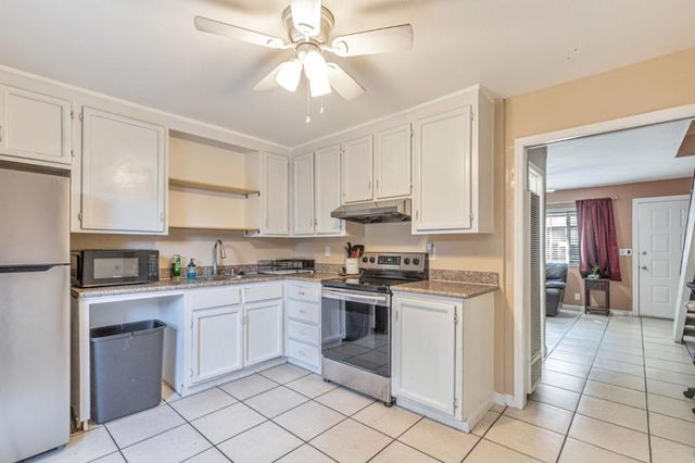 7759 Murray Avenue, Gilroy, CA 95020