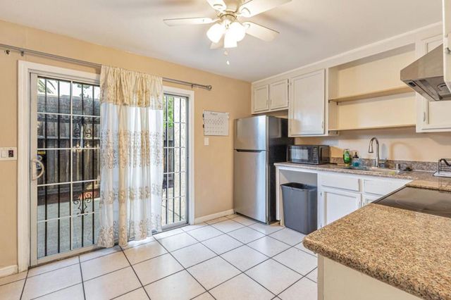 7759 Murray Avenue, Gilroy, CA 95020