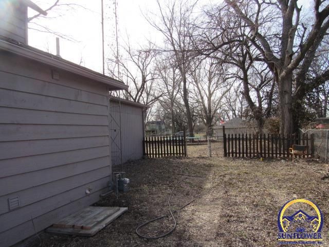 1707 NW Polk ST, Topeka, KS 66608