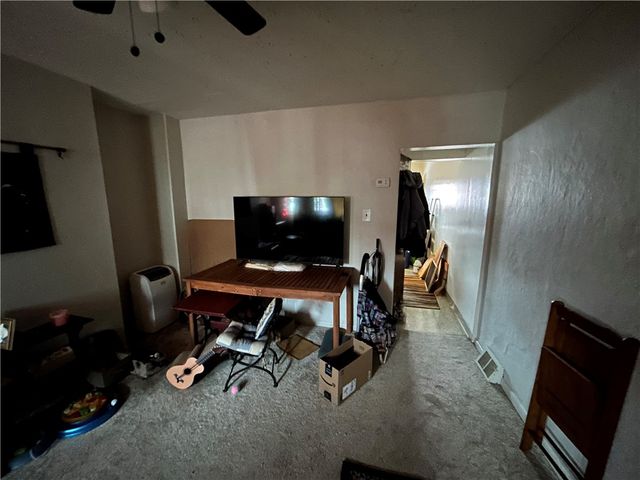 340 Taylor St, Bloomfield, PA 15224