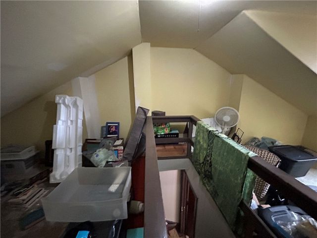 340 Taylor St, Bloomfield, PA 15224