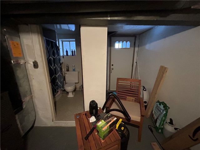 340 Taylor St, Bloomfield, PA 15224