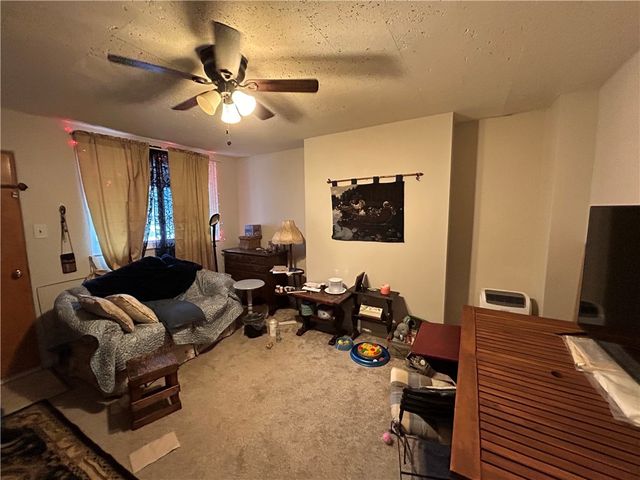 340 Taylor St, Bloomfield, PA 15224