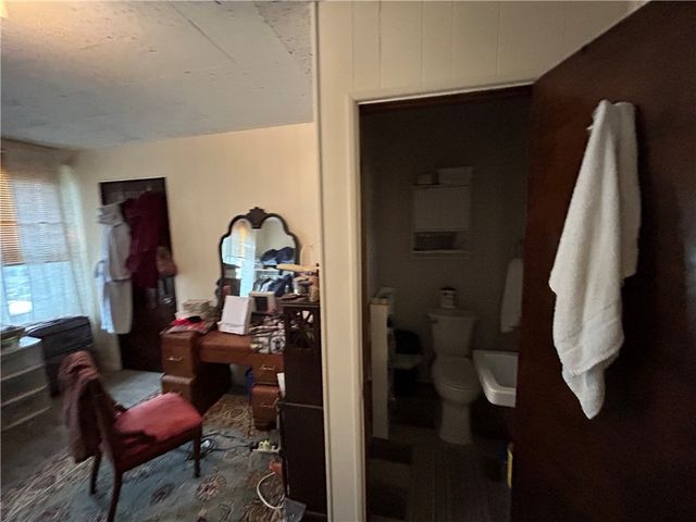 340 Taylor St, Bloomfield, PA 15224