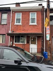 340 Taylor St, Bloomfield, PA 15224