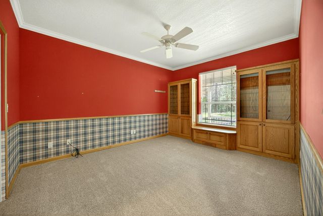 150 Ridgefield Road, Grants Pass, OR 97527