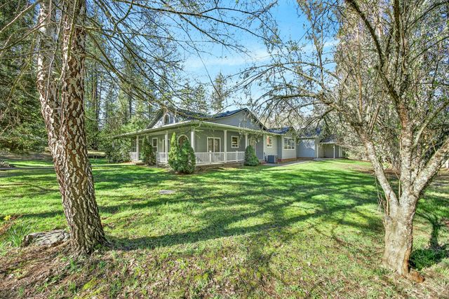 150 Ridgefield Road, Grants Pass, OR 97527