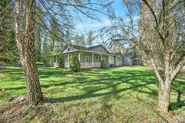 150 Ridgefield Road, Grants Pass, OR 97527
