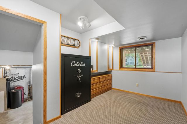 20648 Monroe Street NE, Cedar, MN 55011