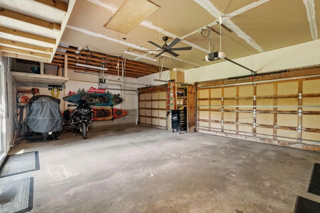 20648 Monroe Street NE, Cedar, MN 55011