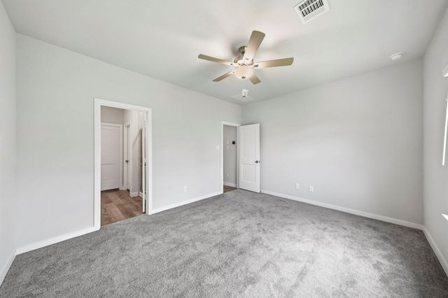 302 Amy Street, Angleton, TX 77515
