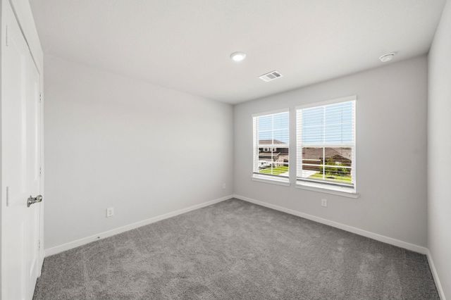 302 Amy Street, Angleton, TX 77515