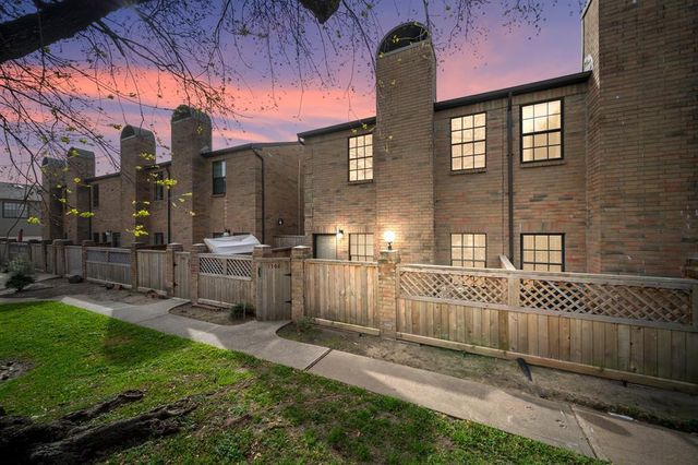 9850 Pagewood Lane 1306, Houston, TX 77042