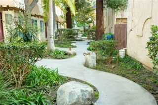 17135 Roscoe Boulevard 7, Northridge, CA 91325