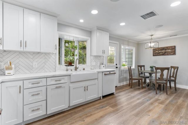 2422 Gird Road, Fallbrook, CA 92028