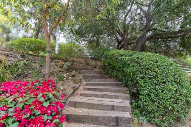 2422 Gird Road, Fallbrook, CA 92028