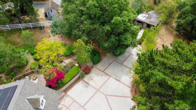 2422 Gird Road, Fallbrook, CA 92028