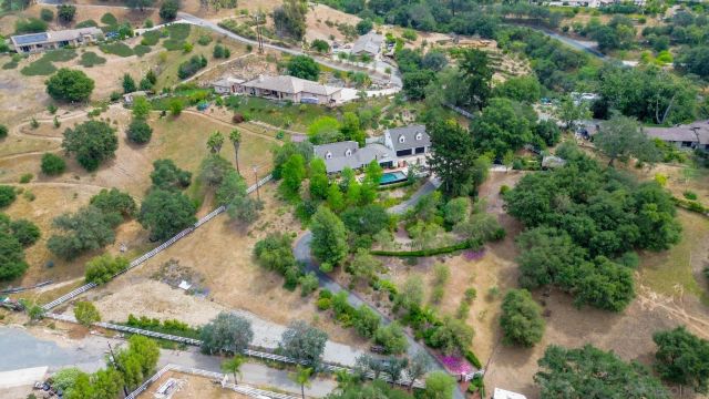 2422 Gird Road, Fallbrook, CA 92028