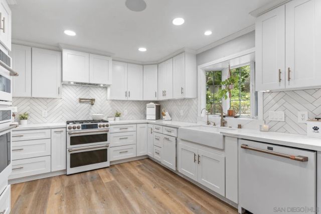 2422 Gird Road, Fallbrook, CA 92028