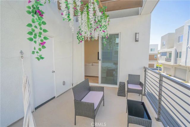 27212 Diamond Peak Lane 203, Valencia, CA 91381