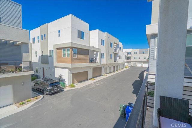 27212 Diamond Peak Lane 203, Valencia, CA 91381