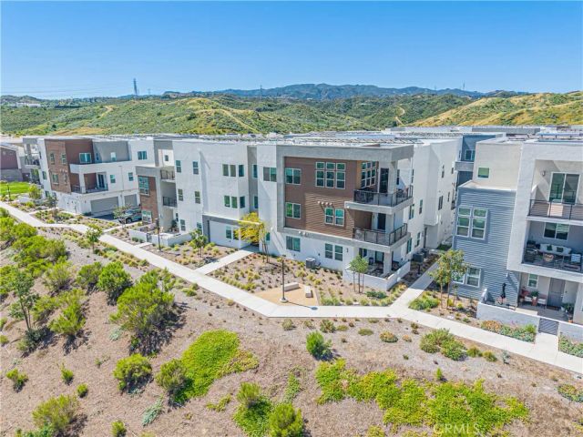 27212 Diamond Peak Lane 203, Valencia, CA 91381