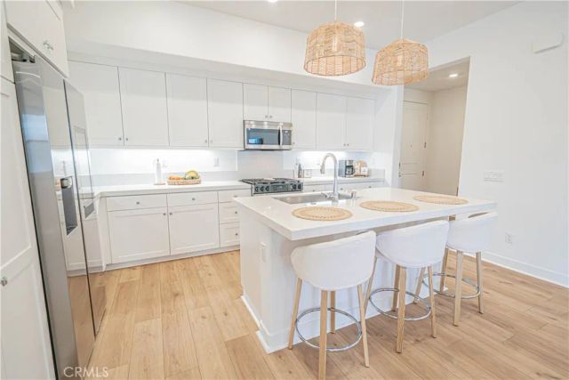 27212 Diamond Peak Lane 203, Valencia, CA 91381