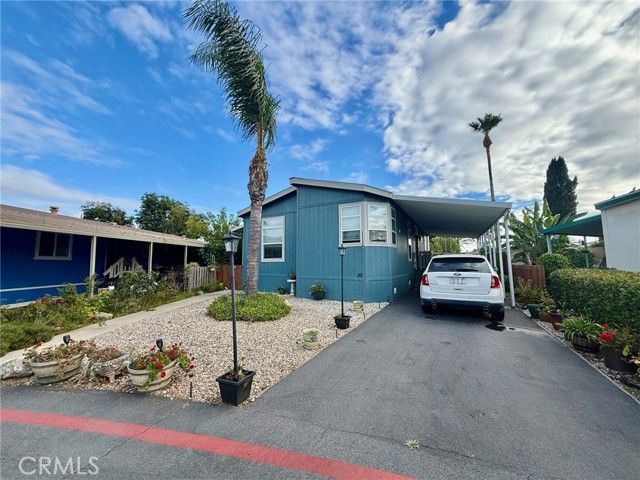 7051 Ellis 29, Huntington Beach, CA 92648